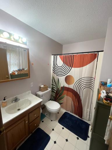 10 S Borud Street, Winger, MN 56592