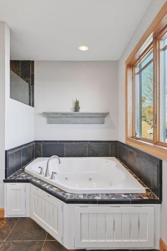 1736 Shorewood Lane, Mound, MN 55364
