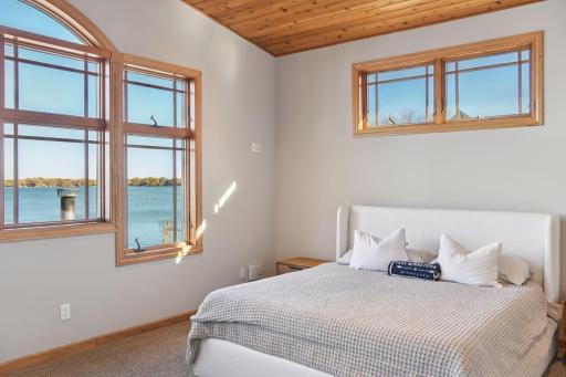 1736 Shorewood Lane, Mound, MN 55364