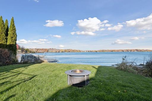 1736 Shorewood Lane, Mound, MN 55364
