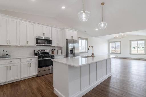 309 Pinehurst Drive, Mankato, MN 56001