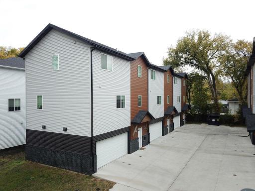 703 & 705 10th Avenue N, Fargo, ND 58102