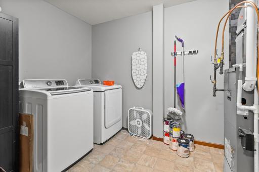 Convenient upper-level laundry.