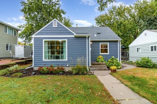 29 Jackson Avenue S, Hopkins, MN 55343