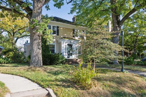 4221 Grimes Avenue S, Minneapolis, MN 55416