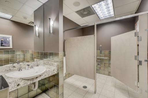 1201 Yale Place, A100, Minneapolis, MN 55403
