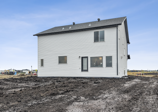 8414 61st Street S, Horace, ND 58047