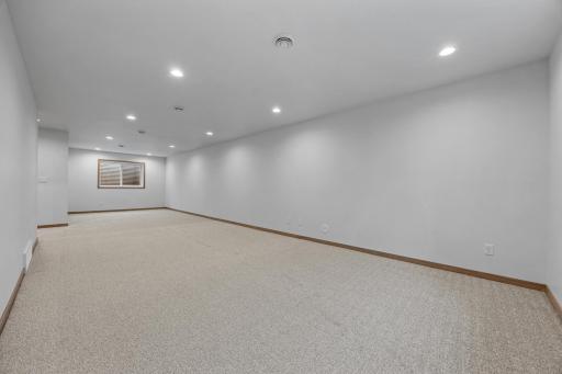 8414 61st Street S, Horace, ND 58047