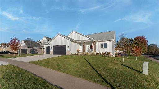 Photo for 4940 River Oaks Road, Rockford, MN 55373 - listing #6804951 4940 River Oaks Road, Rockford, MN 55373