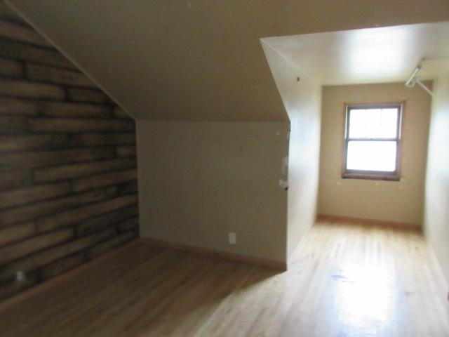 Upper Bedroom