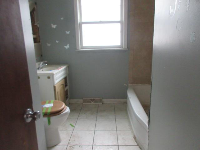 Main Floor Bathroom