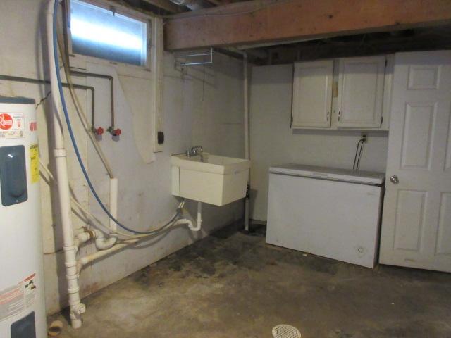 Basement Laundry Room