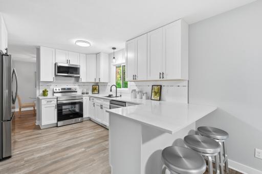 Photo for 4301 Heritage Hills Drive, Bloomington, MN 55437 - listing #6804997 4301 Heritage Hills Drive, Bloomington, MN 55437