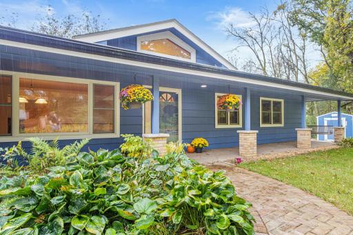 5909 Bell Circle, Minnetonka, MN 55345