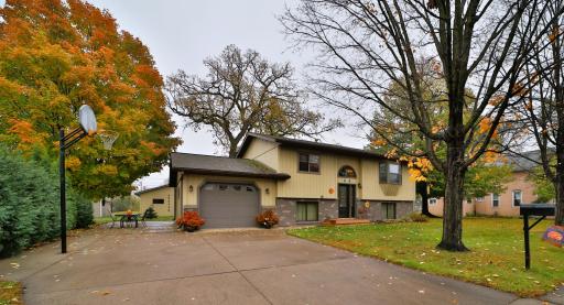 606 2nd Street NE, Little Falls, MN 56345