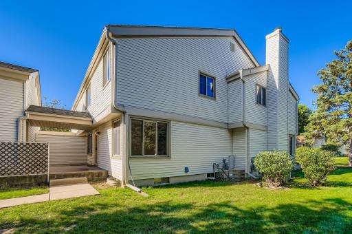 335 Elan Ct - Web Quality - 002 - 02 Exterior Front.jpg
