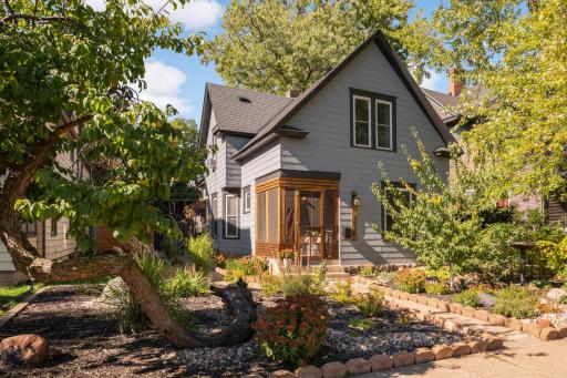 Front of home w/drought resistant lawn.jpg