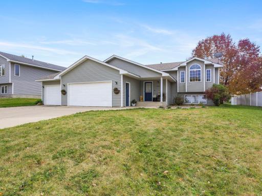 1215 Bellflower Lane, Owatonna, MN 55060