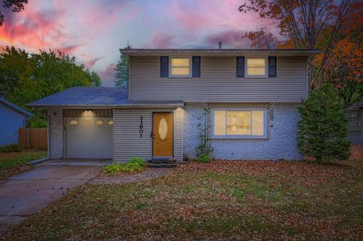 11601 9th Ave NW - MLS Sized - 001 - 01 Exterior Front VT.jpg