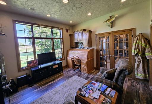 Large northside window provides plenty of light.