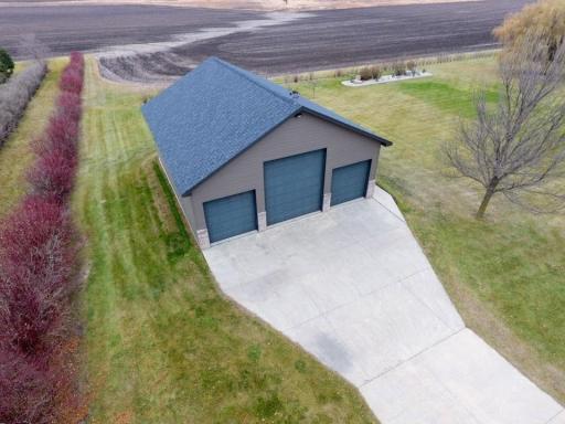 New 30 year shingles installed on house & shed 2023.