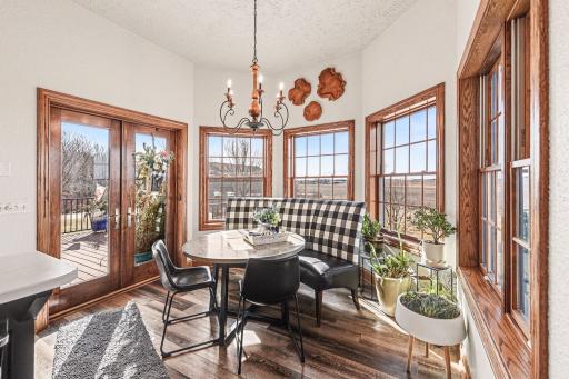 Great southern views through the patio doors & windows overlooking beautiful backyard-You will enjoy dining here any season!