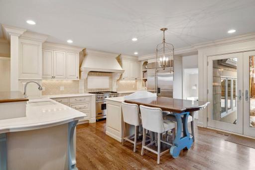Really beautiful kitchen with easy access to the backyard...great for kids and pets!