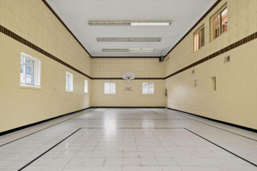 Basketball, volleyball and pickleball court