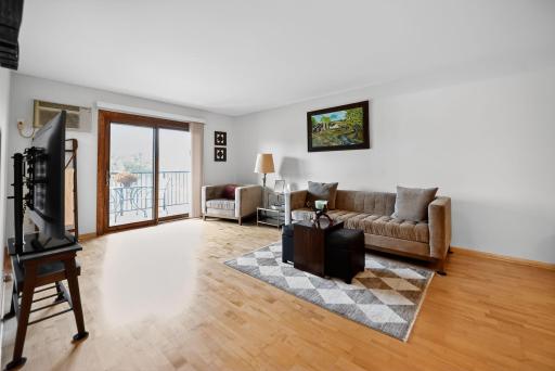 2700 Oxford Street N, 135, Roseville, MN 55113