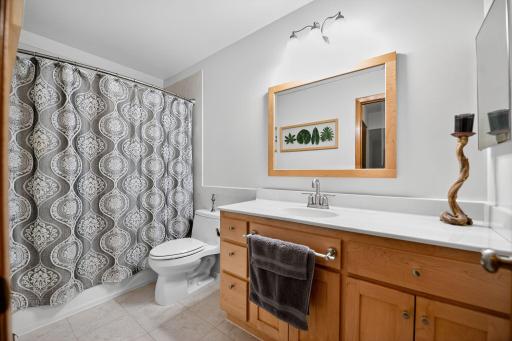 2700 Oxford Street N, 135, Roseville, MN 55113