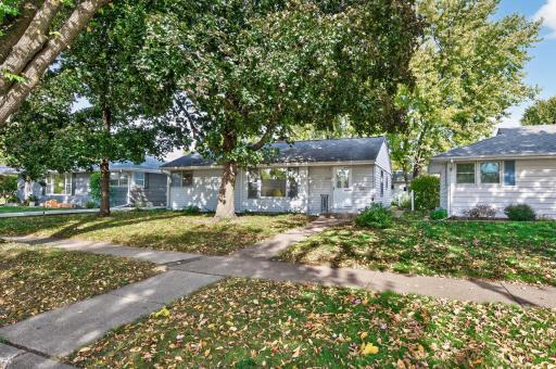 2051 Itasca Avenue, Saint Paul, MN 55116