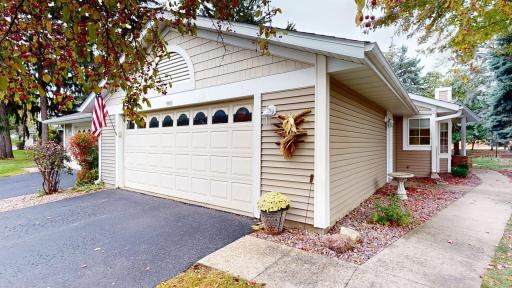 Photo for 1941 Waterford Place SW, Rochester, MN 55902 - listing #6805230 1941-Waterford-Pl-SW-Rochester-MN-10142025_160305.jpg