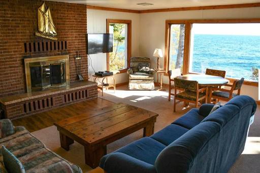 4860,4874 W Highway 61, Lutsen, MN 55612