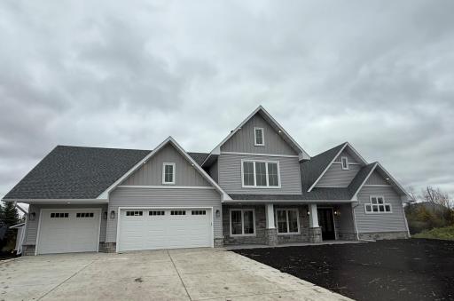 9281 Didrick Drive, Horace, ND 58047