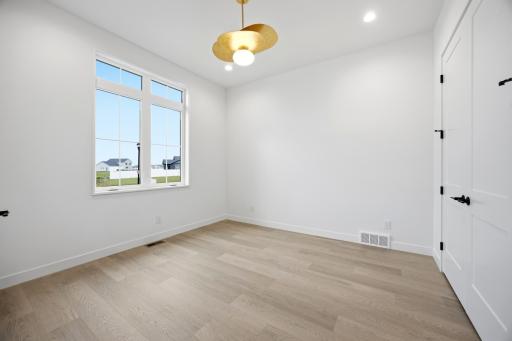 1089 Hickory Lane, West Fargo, ND 58078