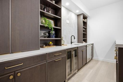 1089 Hickory Lane, West Fargo, ND 58078