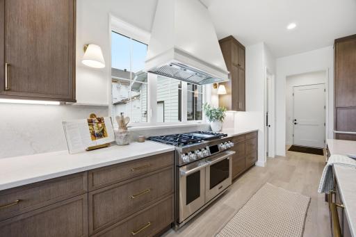 1089 Hickory Lane, West Fargo, ND 58078