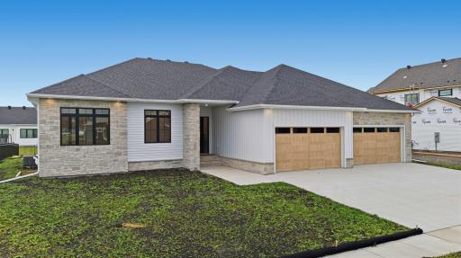 1089 Hickory Lane, West Fargo, ND 58078