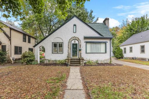 3215 E 50th Street, Minneapolis, MN 55417