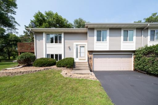 Great curb appeal for this end unit townhome!