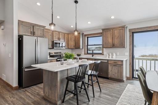 485 Coyote Way, New Richmond, WI 54017