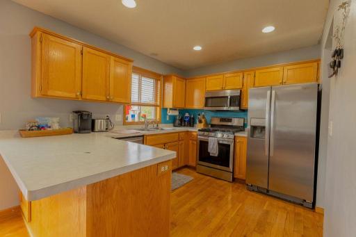 411 Maple Knoll Way NW, Saint Michael, MN 55376