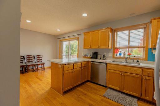 411 Maple Knoll Way NW, Saint Michael, MN 55376