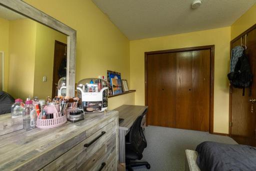 411 Maple Knoll Way NW, Saint Michael, MN 55376