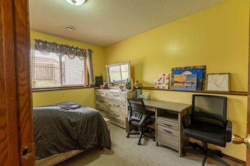 411 Maple Knoll Way NW, Saint Michael, MN 55376