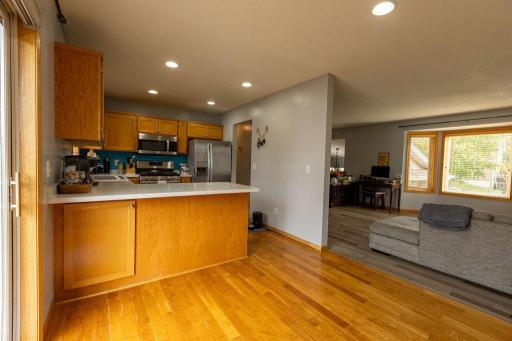 411 Maple Knoll Way NW, Saint Michael, MN 55376