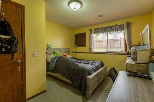 411 Maple Knoll Way NW, Saint Michael, MN 55376
