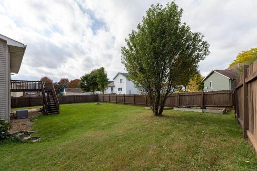 411 Maple Knoll Way NW, Saint Michael, MN 55376