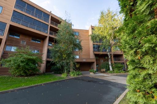 3320 Louisiana Avenue S, 106, Minneapolis, MN 55426