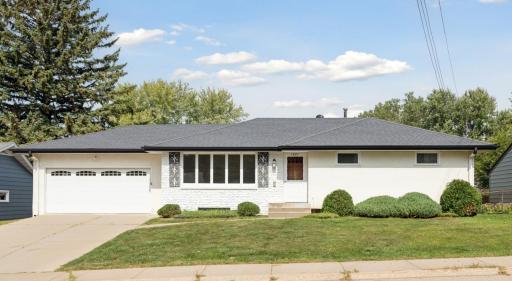1401 44th Avenue NE, Minneapolis, MN 55421